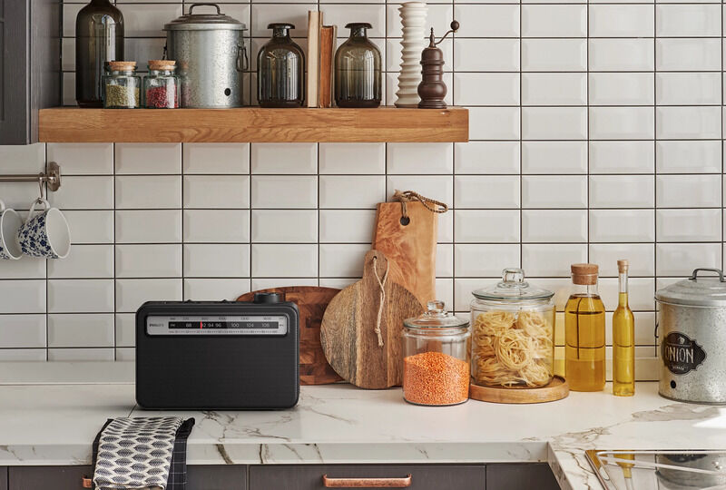 Philips TAR2509 Portable AM/FM Radio